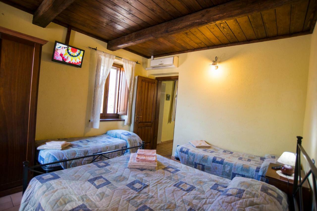 Agriturismo Il Podere Hotel Petrignano Luaran gambar